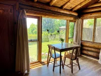 A Western Cabin Retreat in the Heart of Billings. - Homestays