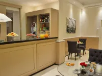 โรงแรมแอลเอช ลอยด์ โรม โรงแรมใกล้วิลลา Villa Torlonia