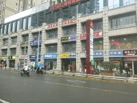 Shizhu Lianyi Business Hotel - Inns