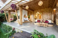 Magic Hills Bali | Magical Eco-Luxury Lodge - Balkon
