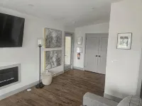 New carriage suite Calgary NW close to UofC - บังกะโล
