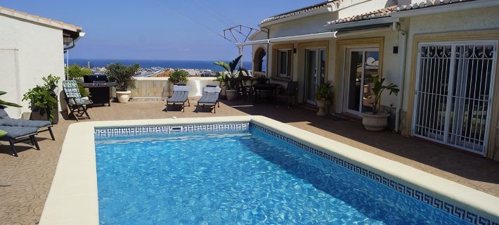 *New* Villa Grandini *New*, with unique sea view and large private pool Hoteles en Denia