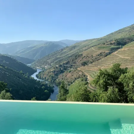 Terraços do Távora - 2 Bedroom Apartment Отели в г. Табуасу