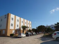 Lago Playa - parking