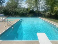 Adorable one bedroom with fireplace/kitchenette - 3-Star