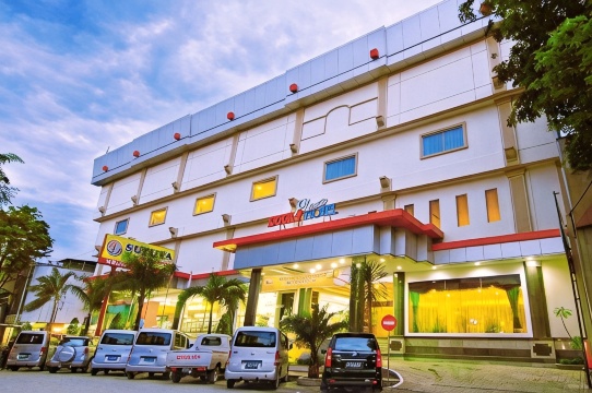 Rocky Plaza Hotel Padang
