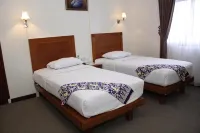 PIA Hotel Pangkalpinang - parking
