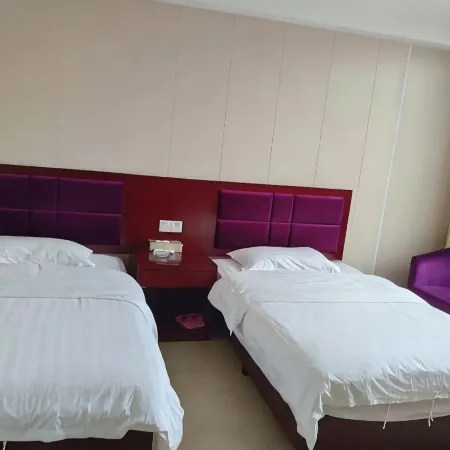 Ruijin Business Hotel