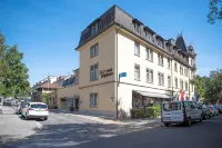 Hotel Waldhorn - 3-Star