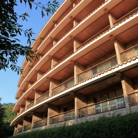 Yannanfei Weilong Hotel
