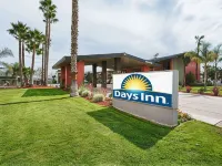 Days Inn & Suites by Wyndham Lodi