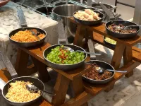 인터컨티넨탈 다카 바이 IHG - 조식 운영