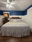 Welcome to our home! Lakefront Living, Where Beautiful Sunsets are unforgettable - Boutique