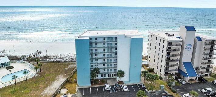 STUNNING 4TH FLOOR GULF FRONT CORNER UNIT with bunk beds Hotels in Perdido Key