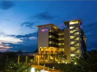 Hotel Luwansa Palangkaraya Ξενοδοχεία στην πόλη Menteng