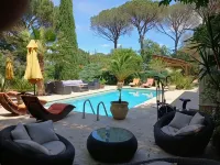 Superb villa with pool, 3 bedrooms, 2 bathrooms, large living room....... - Homestays