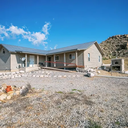 Welcome to Bennett Creek Cottage in beautiful Clark, Wyoming!