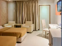 New Ayuda Puncak Hotel - Quầy Bar