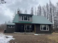 Beautiful Log Cabin on Moose River in Jackman ME - Homestays