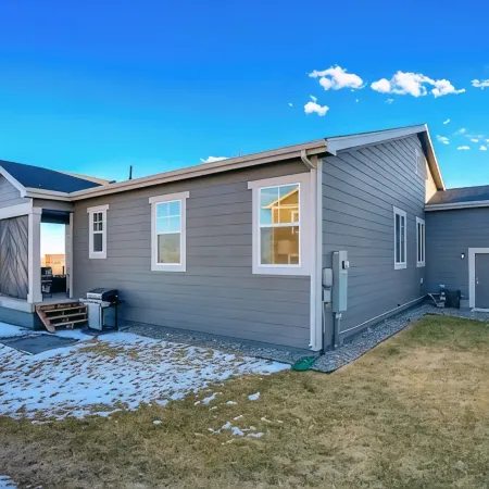 Spacious 4-bedroom house in charming Brighton w/WiFi, AC.