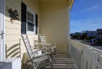 Toadally Relaxin' 2 Bedroom Home by RedAwning