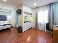 Aparthotel Senator Barcelona Hotels near FGC - Muntaner