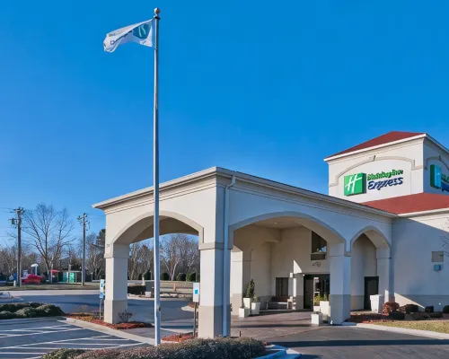 Holiday Inn Express & Suites KERNERSVILLE SOUTH by IHG Hotels in Forsyth County