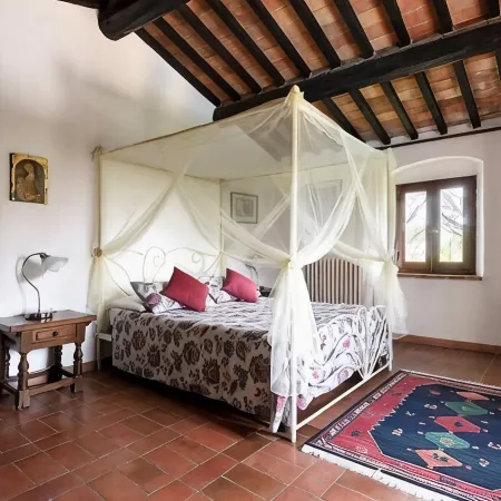 Charming spacious 1500s stone farmhouse with private pool