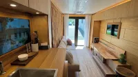"City Hideaway: Off-Grid Luxe"
