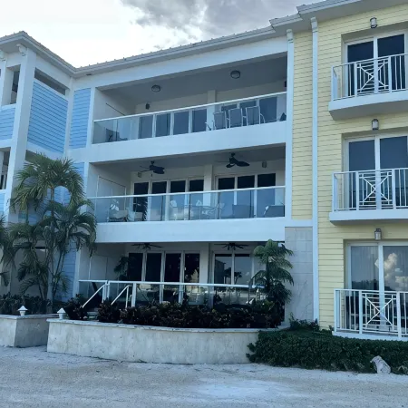 Experience Our Unique Ocean View Resort Style Property Located in Key Largo!