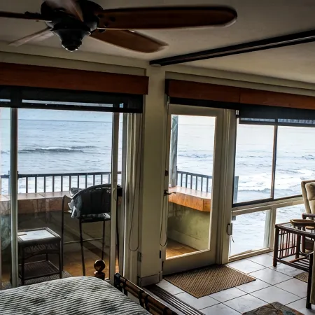Banyan Tree #303 - The best oceanfront condo with a car, beach & all the gear!