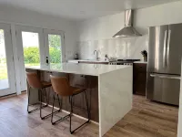Nice Guest House with River Views Hotels in Boundary County