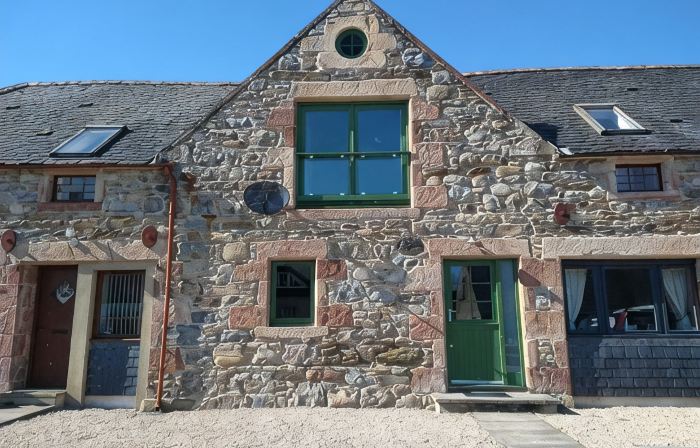 Swordale Stays. Self Catering Holiday Cottage in the Highlands of Scotland