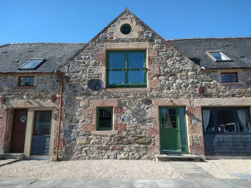 Swordale Stays. Self Catering Holiday Cottage in the Highlands of Scotland