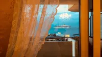 Rosé 14-balcony by the sea - Jacuzzi