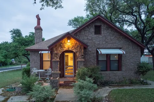 The Sam Houston Johnson House