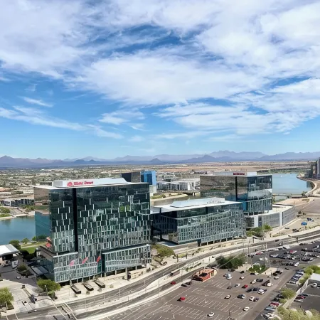 •Modern Stay Near Downtown & Top Attractions •