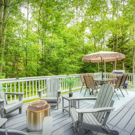 3-Bedroom 2 Bath Cozy Chalet 1 Mile From Mountain!