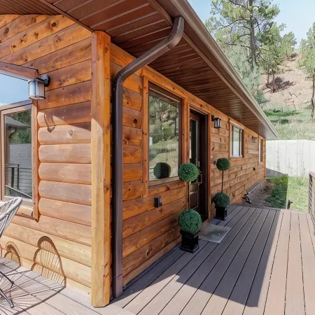 Modern Luxury Retreat - 2 Br/1BA - Minutes from Downtown