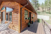 Modern Luxury Retreat - 2 Br/1BA - Minutes from Downtown