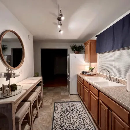 Historic 2-Bed Gem in St. Charles French Town