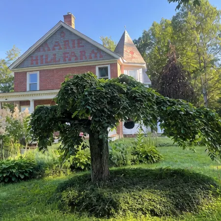 Historic Vermont Getaway, 3 mi to Magic