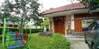 Pension Homestay Bandung