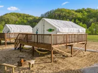 Furnished Glamping Tent/King Bed/Access to the Red River - Dancing Deer - #6 Hotels in Powell County