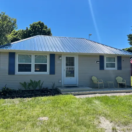 Welcome to The Driftwood Cottage! A cozy 2-bedroom home in Grand Marais, MI.