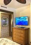🤙 APRIL+May SPECIAL🏝️ at the architecturally distinctive LIVE ALOHA SUITE - Gym