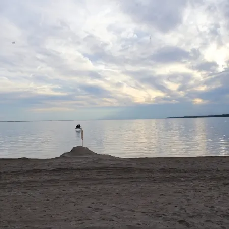 Lucky Little Lake House - Heart of Sylvan Beach