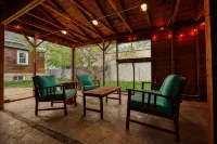 Walk to historic downtown, cozy, pets welcome! - 2 ดาว