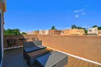 Sleeps 11! Mountain View’s. Fully renovated 4 Bedroom 3 Full Bathroom. - บังกะโล