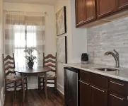 Downtown Luxurious Studio w/ Kitchen - 30 mins from Mount Rushmore
